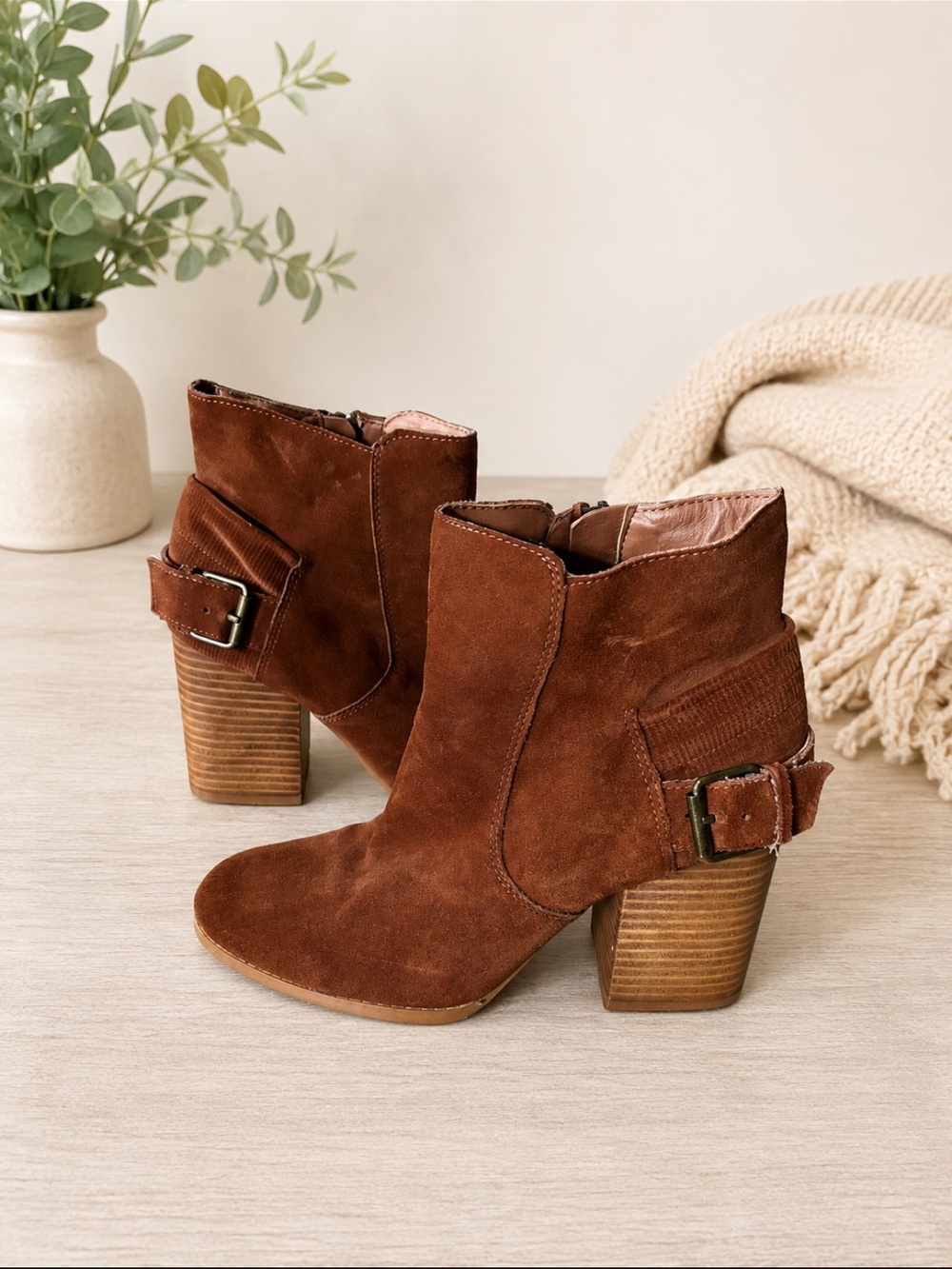 Women's Suede Buckle Ankle zip up Boot in Brown